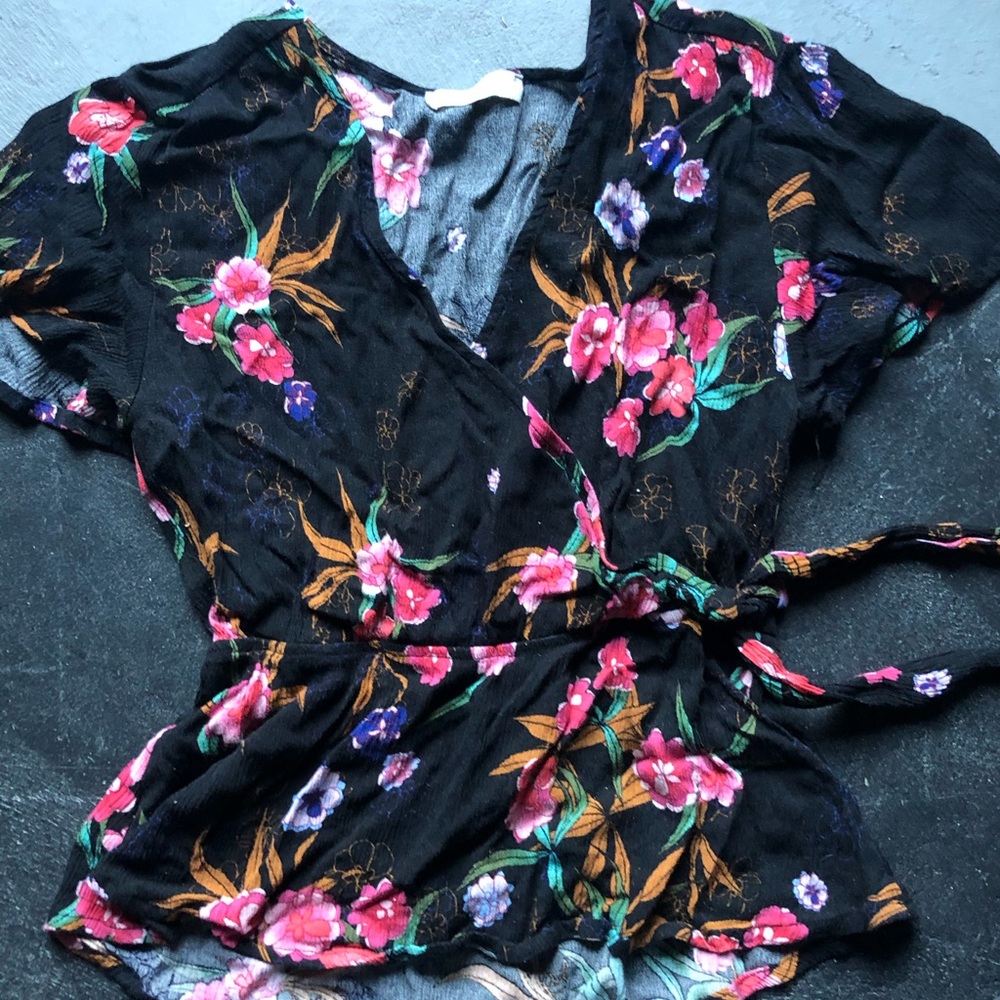 Floral top (fits like a small, but says medium)